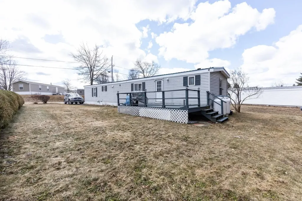 196 New Hillcrest Drive Greenville NH 03048