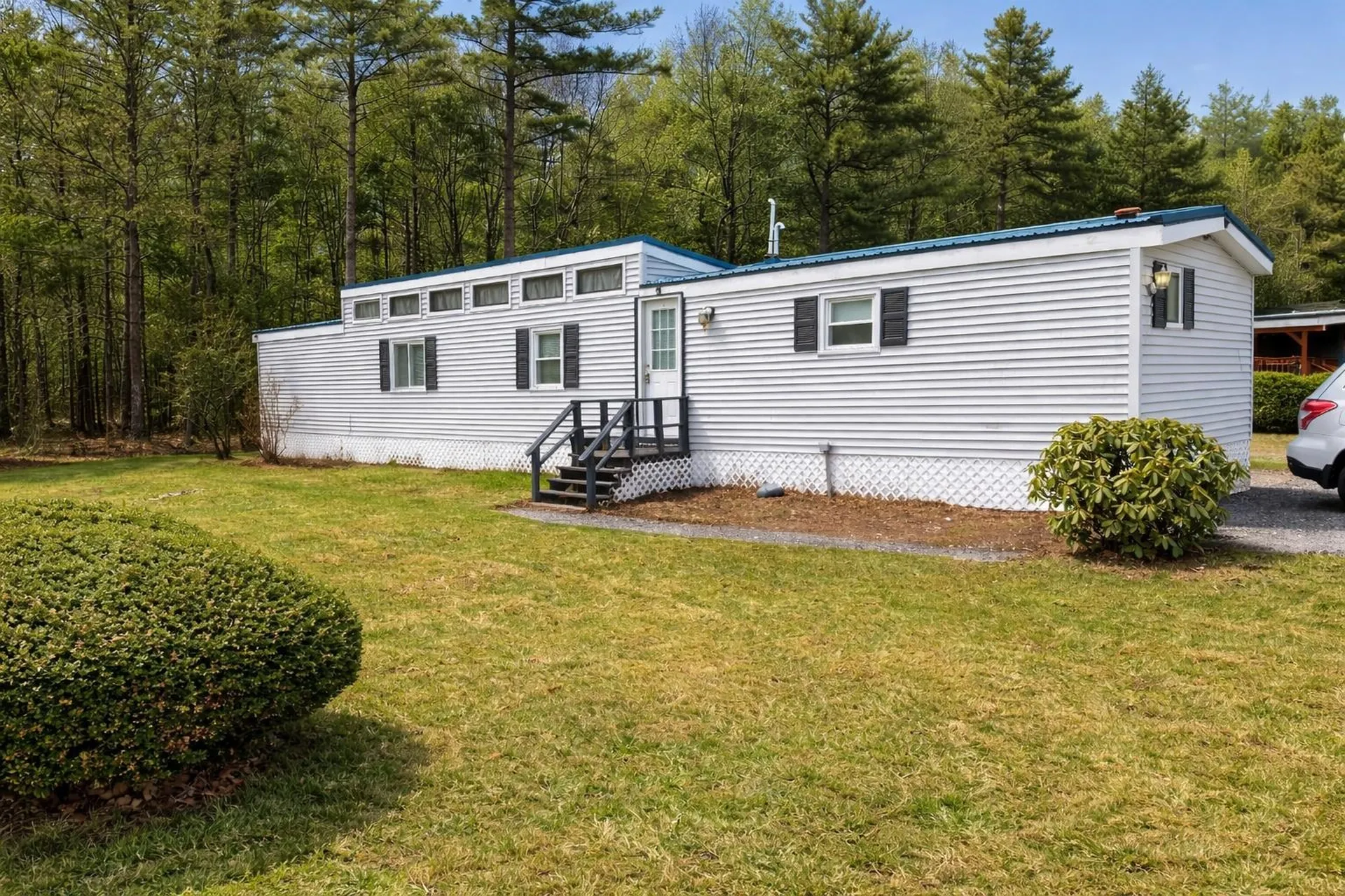 196 New Hillcrest Drive Greenville NH 03048