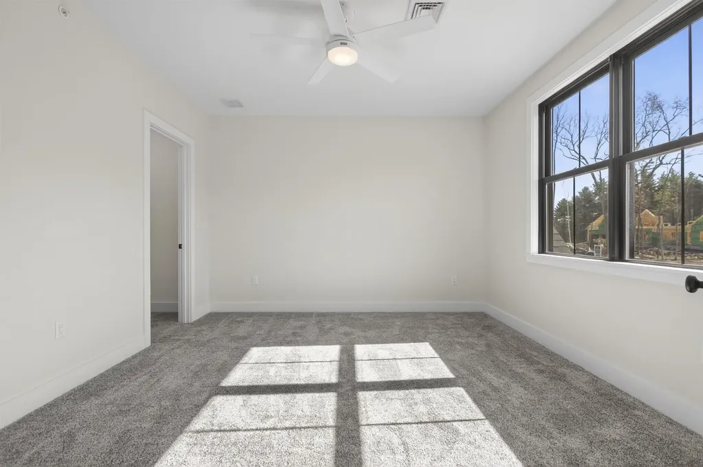 8 Carmel Road Pelham NH 03076