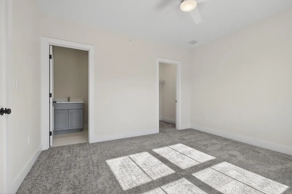 8 Carmel Road Pelham NH 03076