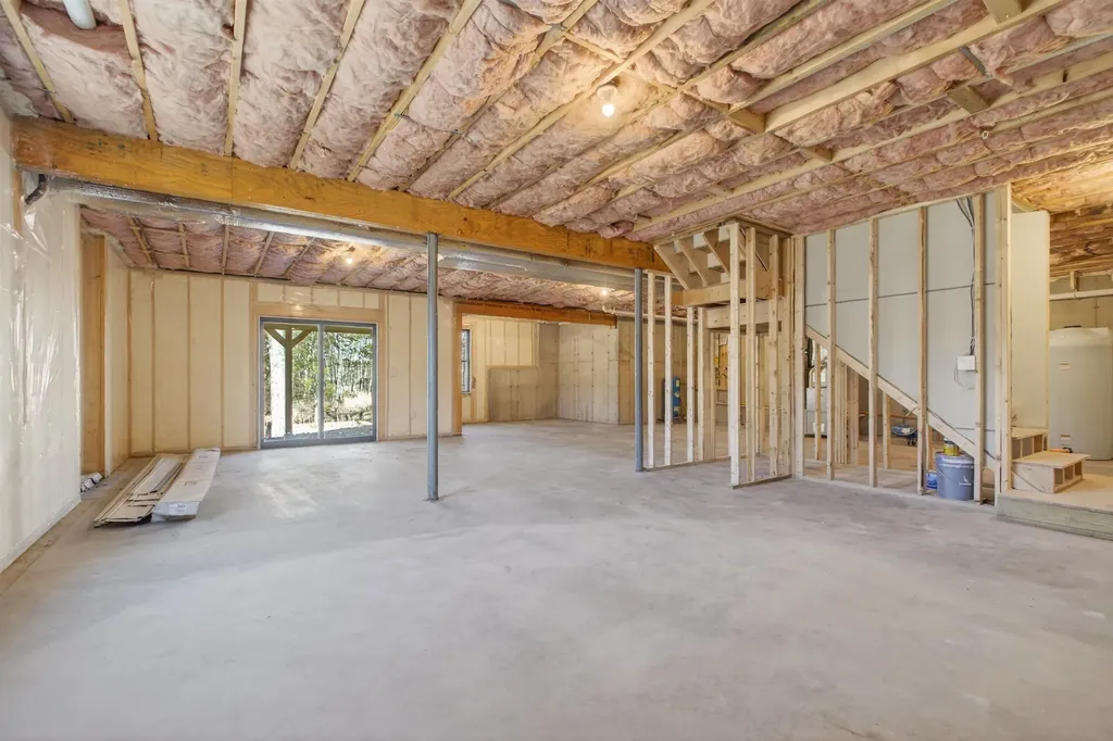 8 Carmel Road Pelham NH 03076