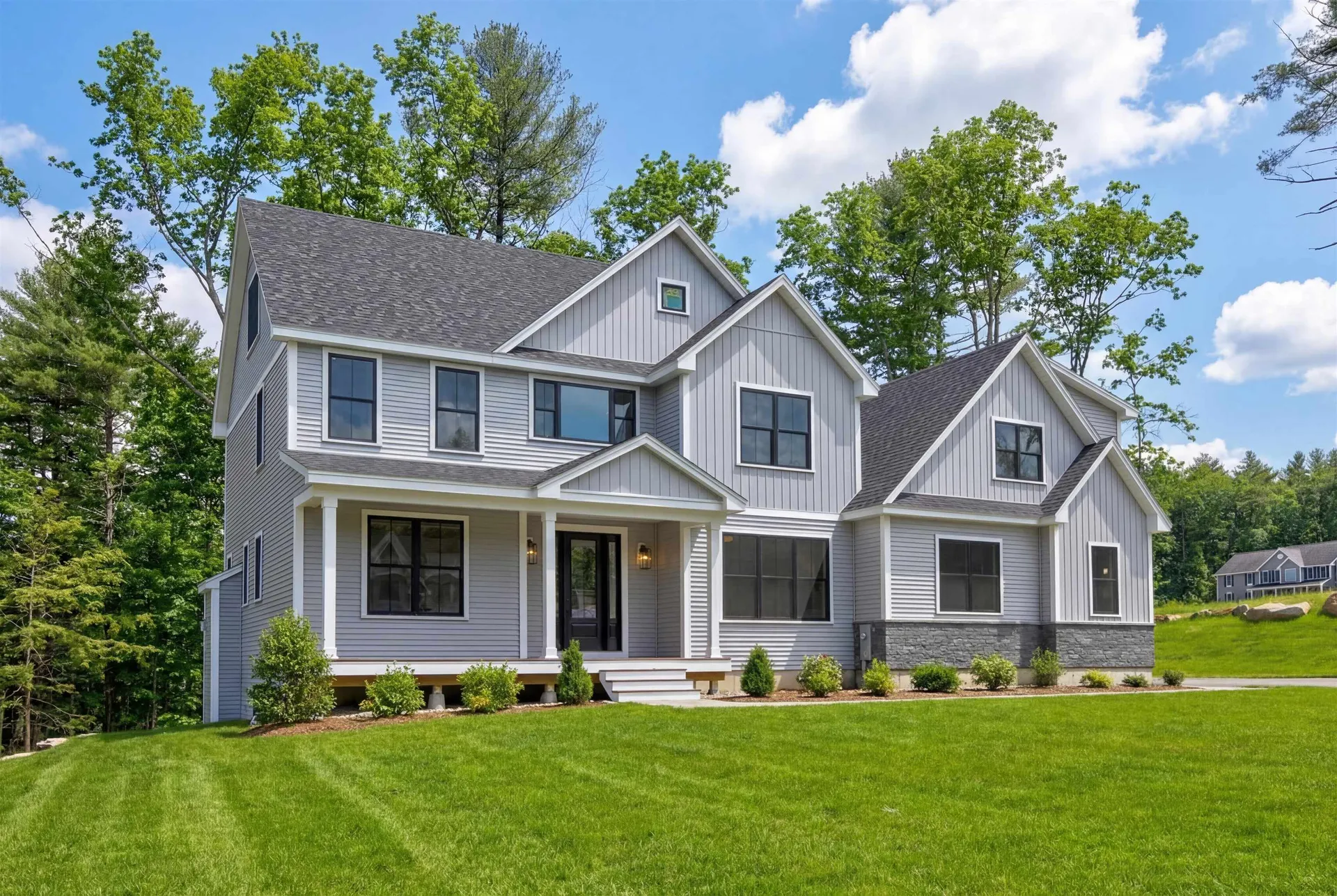8 Carmel Road Pelham NH 03076