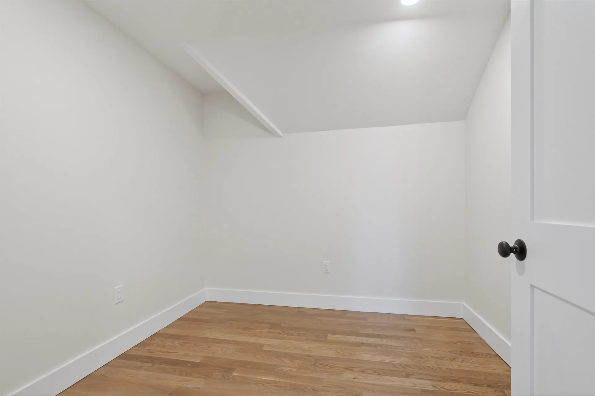 8 Carmel Road Pelham NH 03076