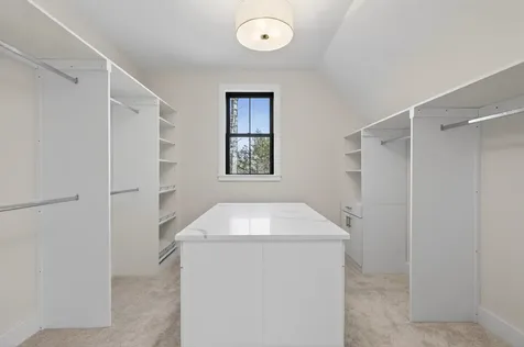 8 Carmel Road Pelham NH 03076