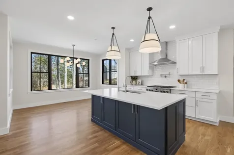 8 Carmel Road Pelham NH 03076