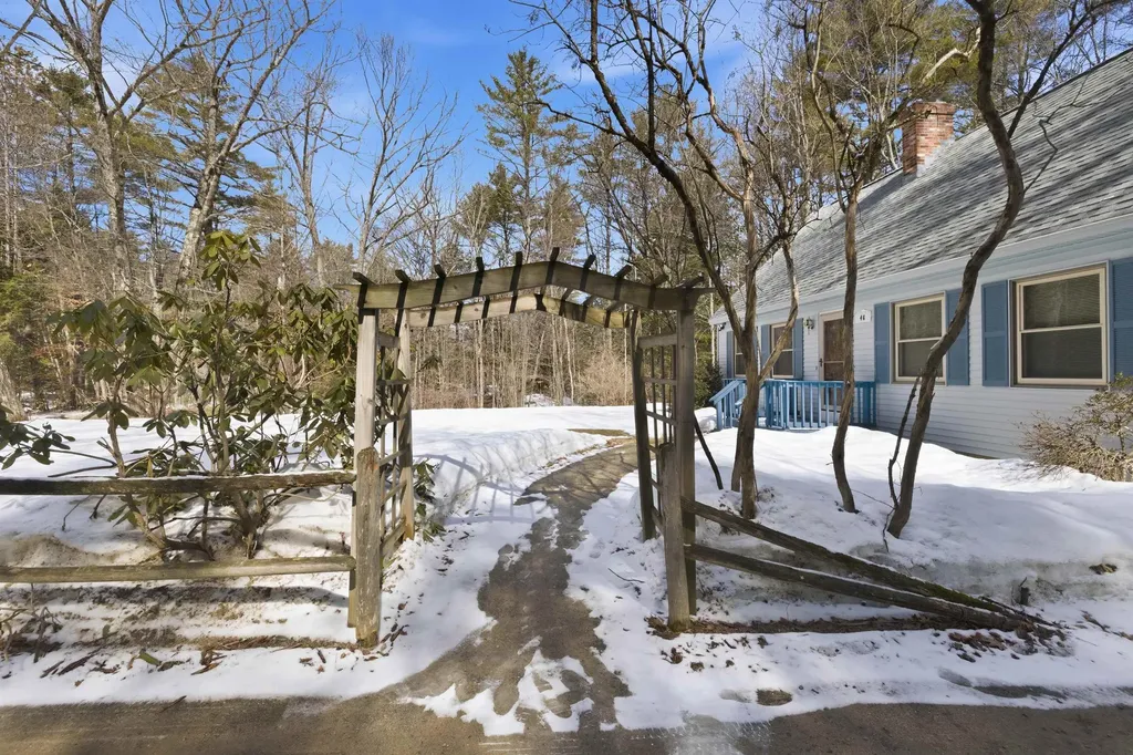46 New Road Salisbury NH 03268