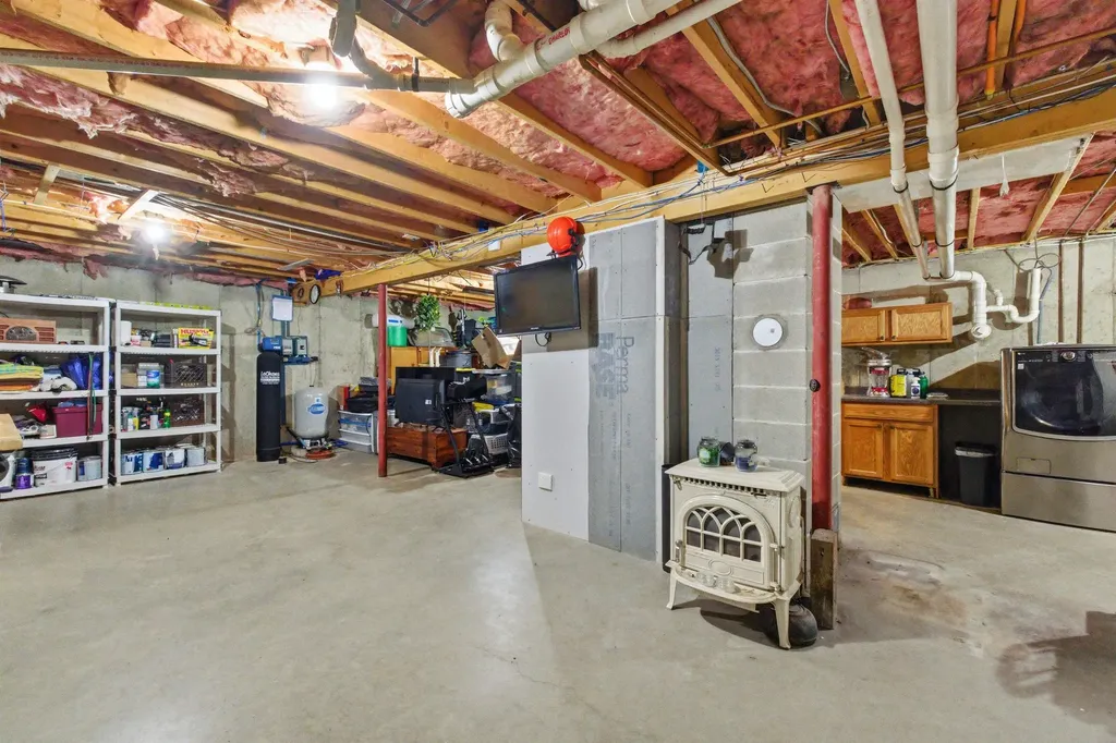 46 New Road Salisbury NH 03268