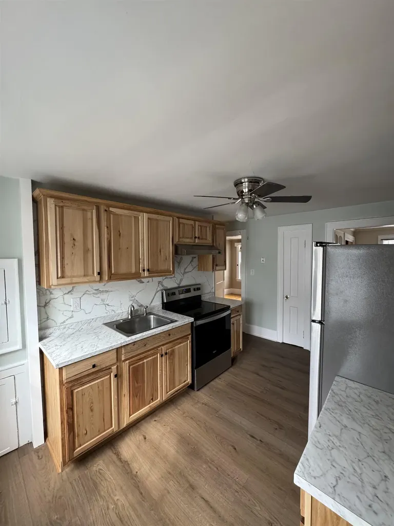 89 Centre Street Concord NH 03301