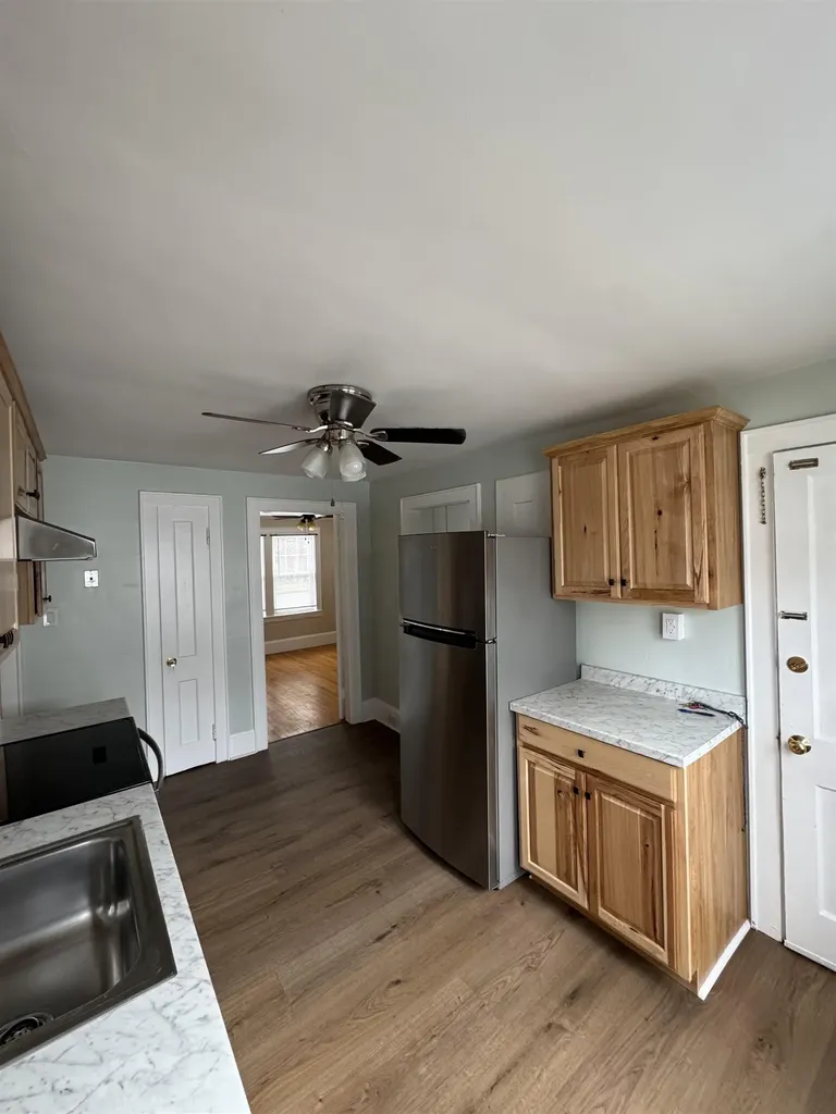 89 Centre Street Concord NH 03301