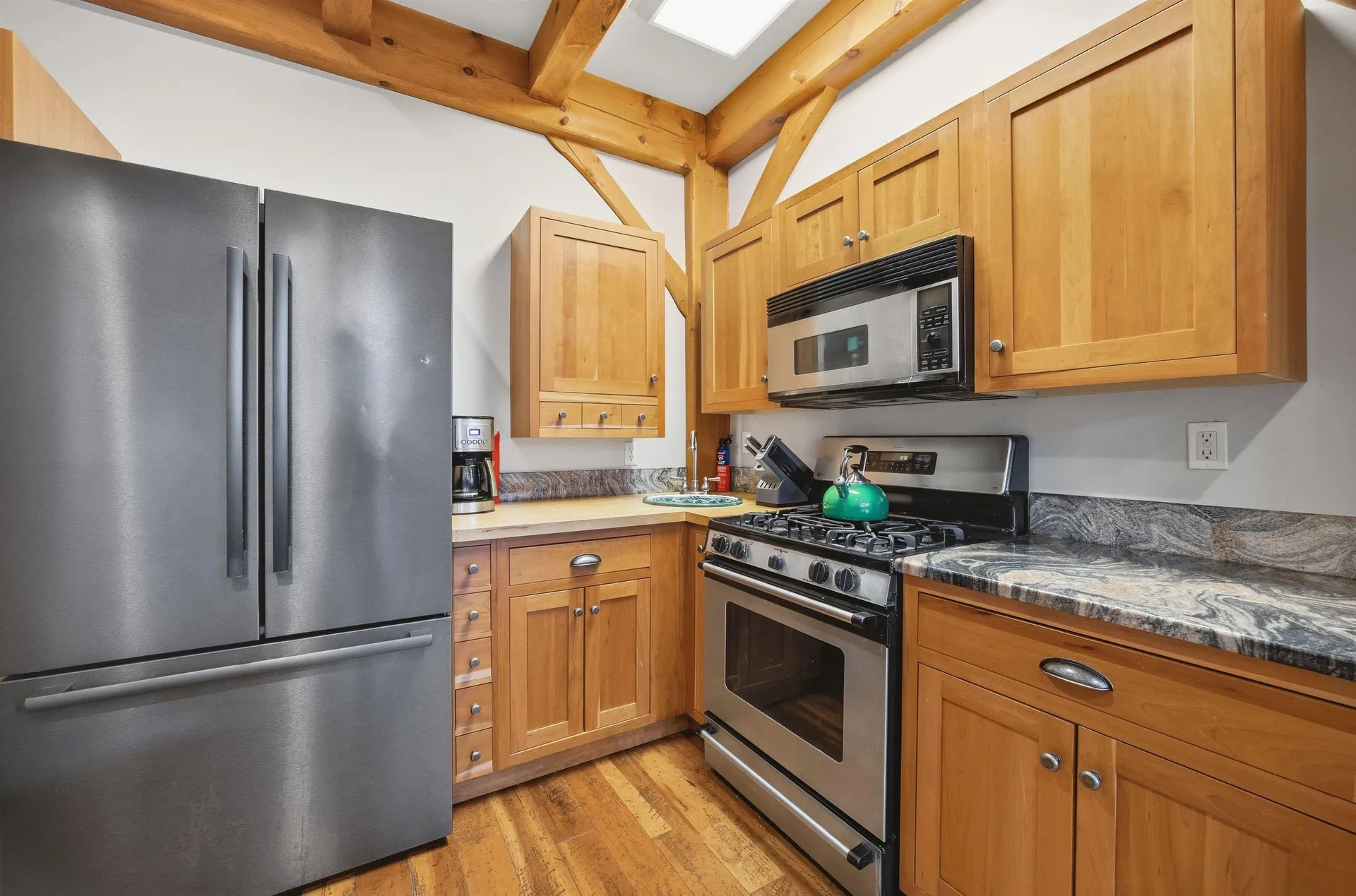 182 Winnicutt Road Stratham NH 03885