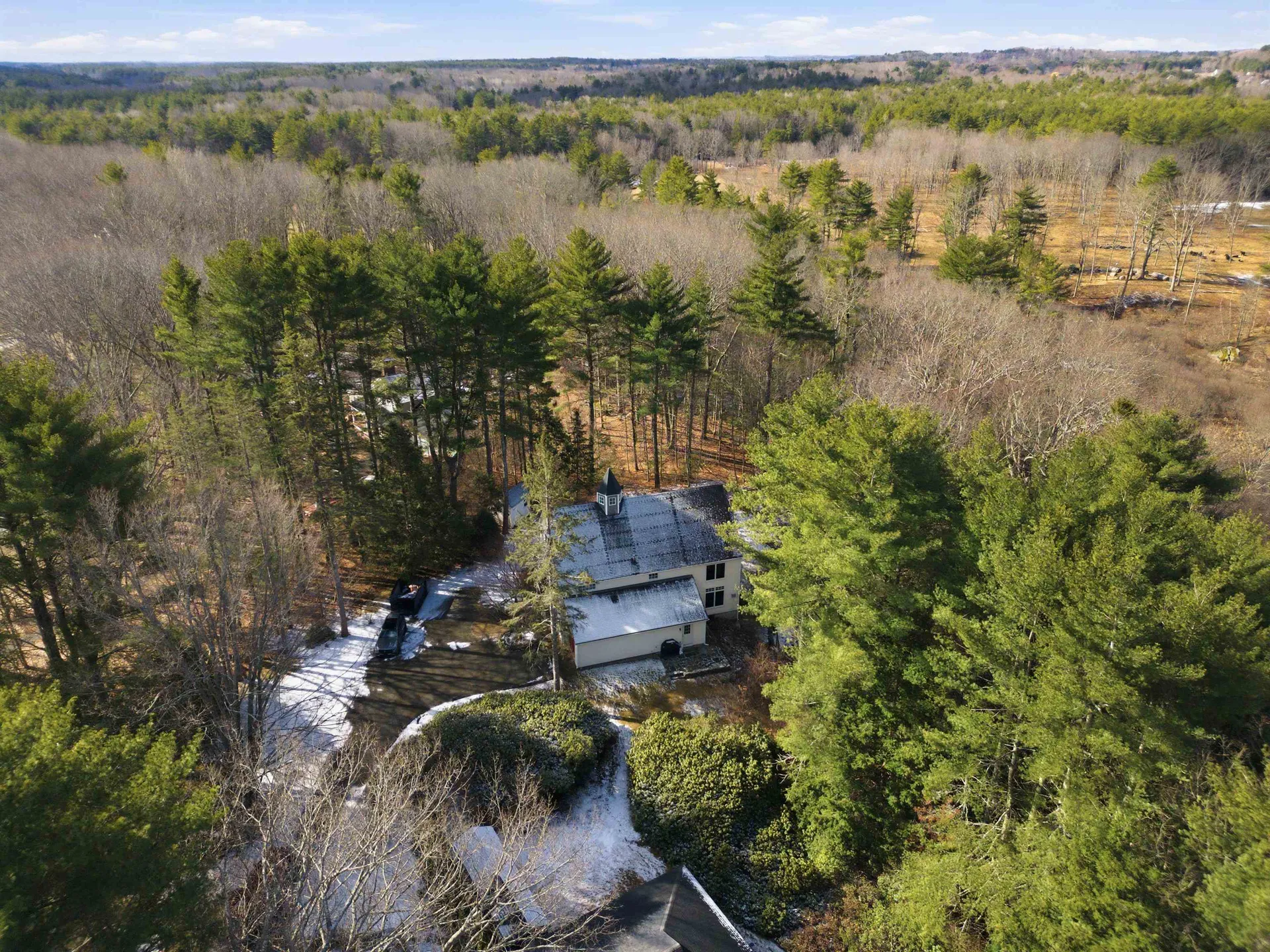 182 Winnicutt Road Stratham NH 03885