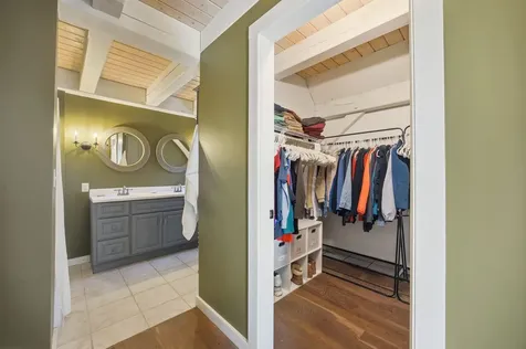 182 Winnicutt Road Stratham NH 03885