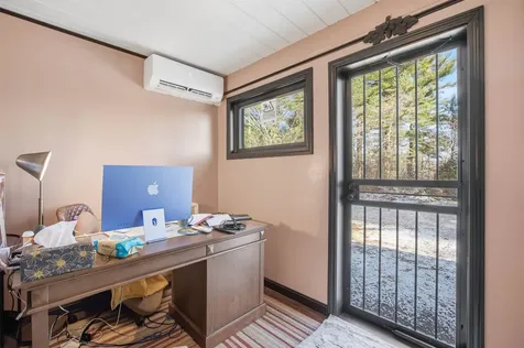 182 Winnicutt Road Stratham NH 03885