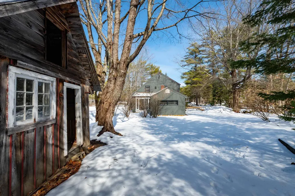 188 White Mountain Highway Tamworth NH 03817