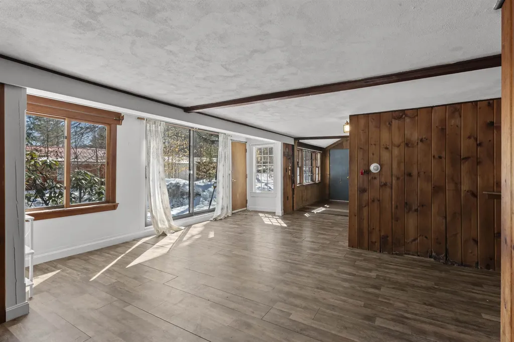 188 White Mountain Highway Tamworth NH 03817