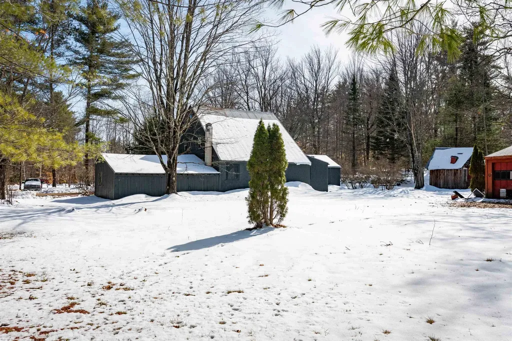 188 White Mountain Highway Tamworth NH 03817