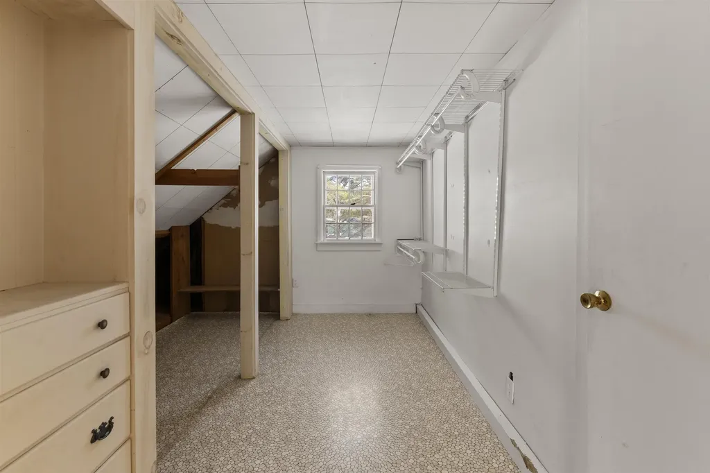 188 White Mountain Highway Tamworth NH 03817