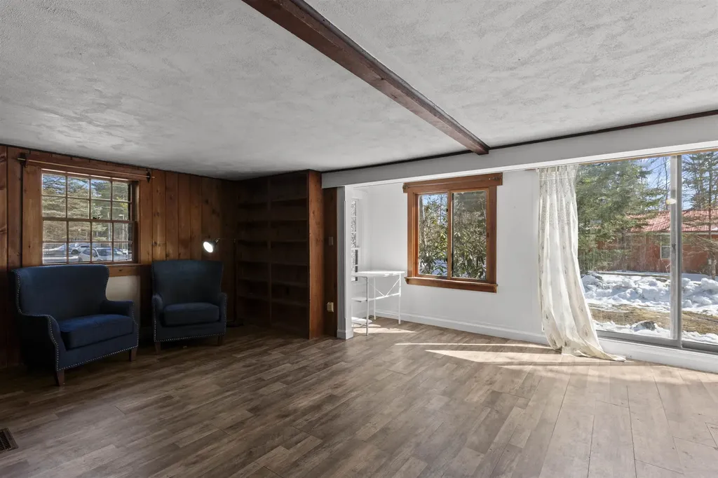 188 White Mountain Highway Tamworth NH 03817