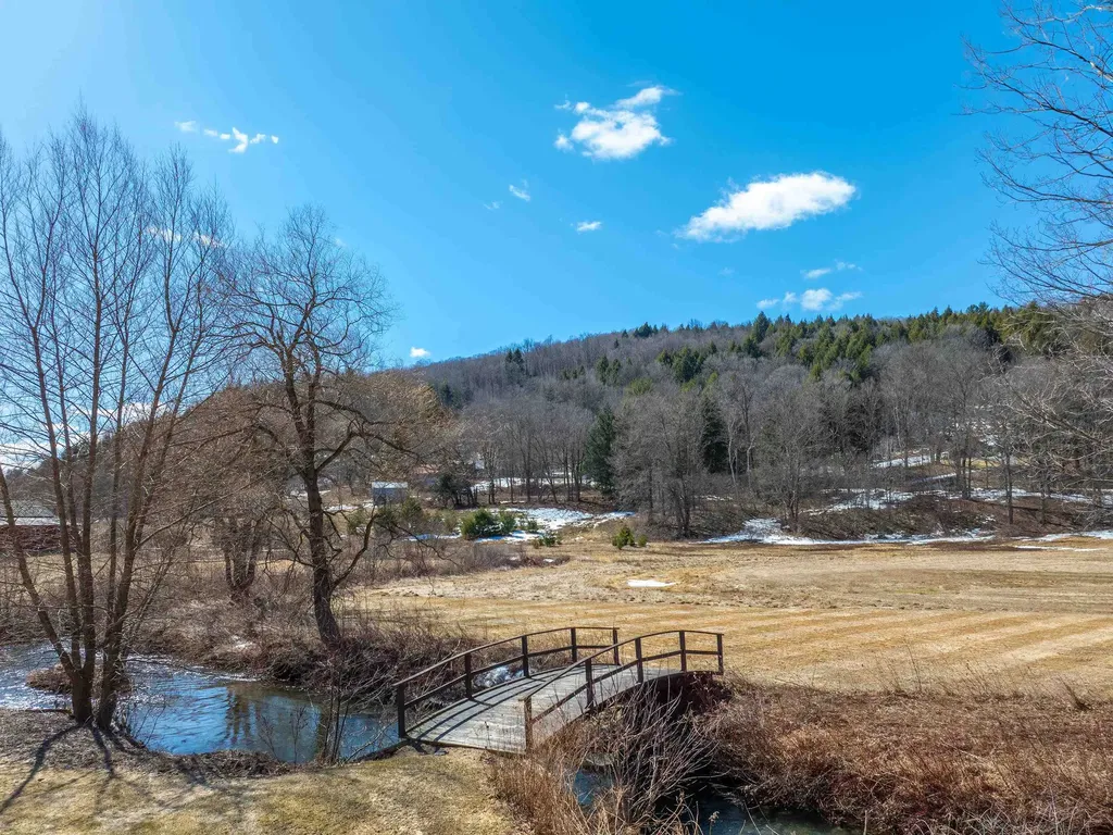 Lots 2 & 3 Log Cabin Drive Pomfret VT 05067