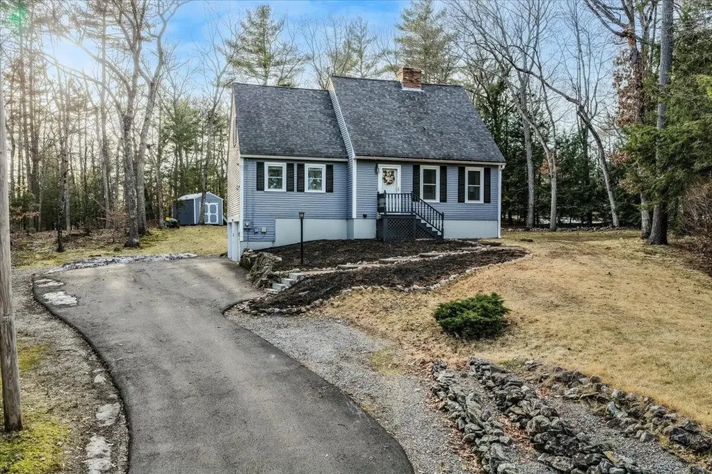 47 Stowell Road Bedford NH 03110