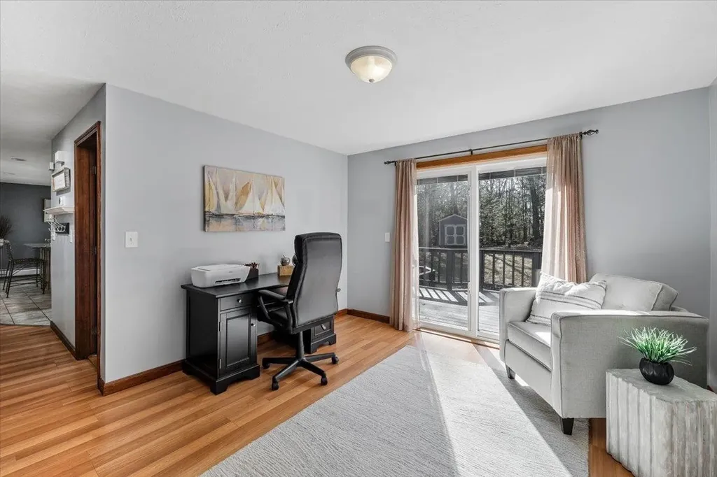 47 Stowell Road Bedford NH 03110