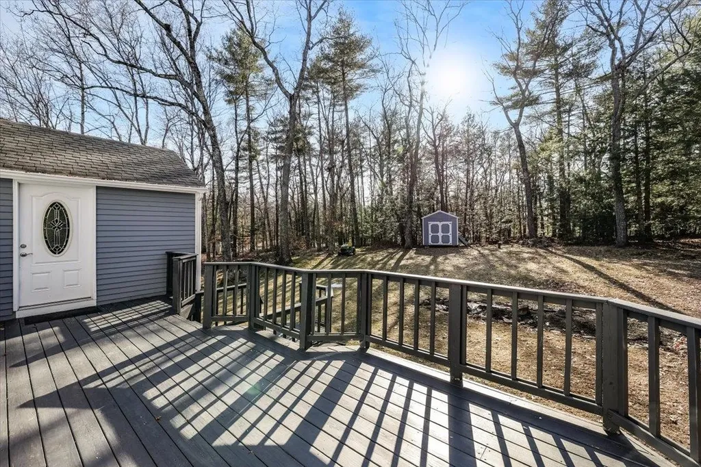 47 Stowell Road Bedford NH 03110