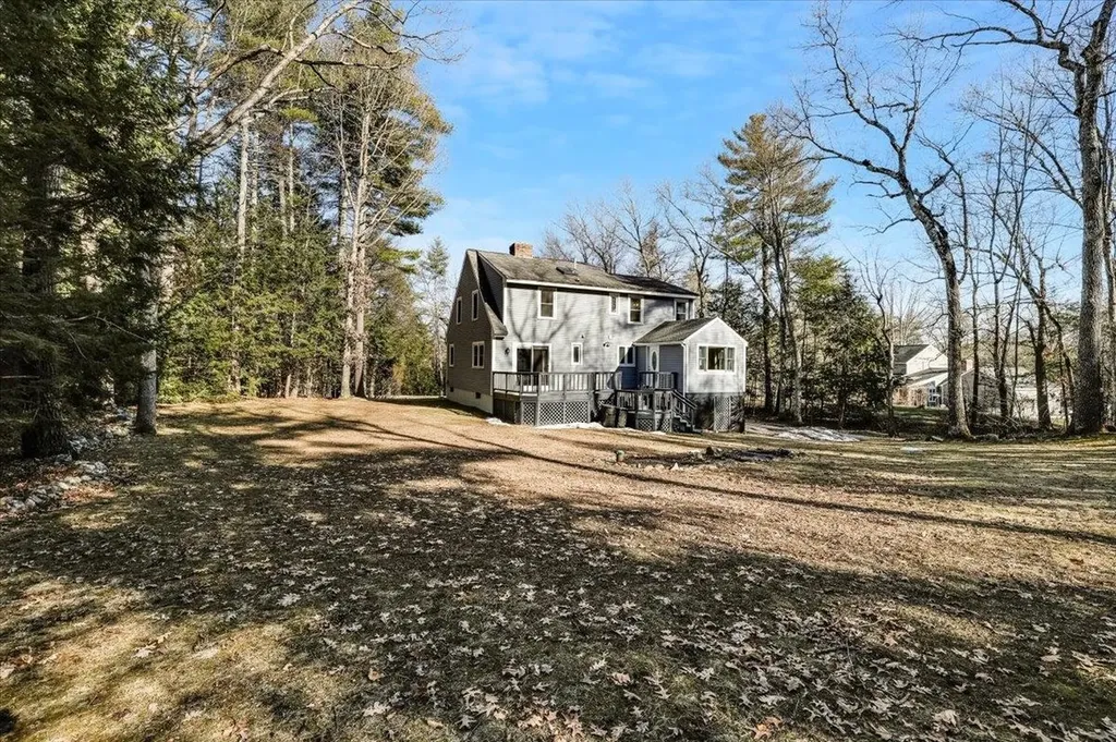 47 Stowell Road Bedford NH 03110