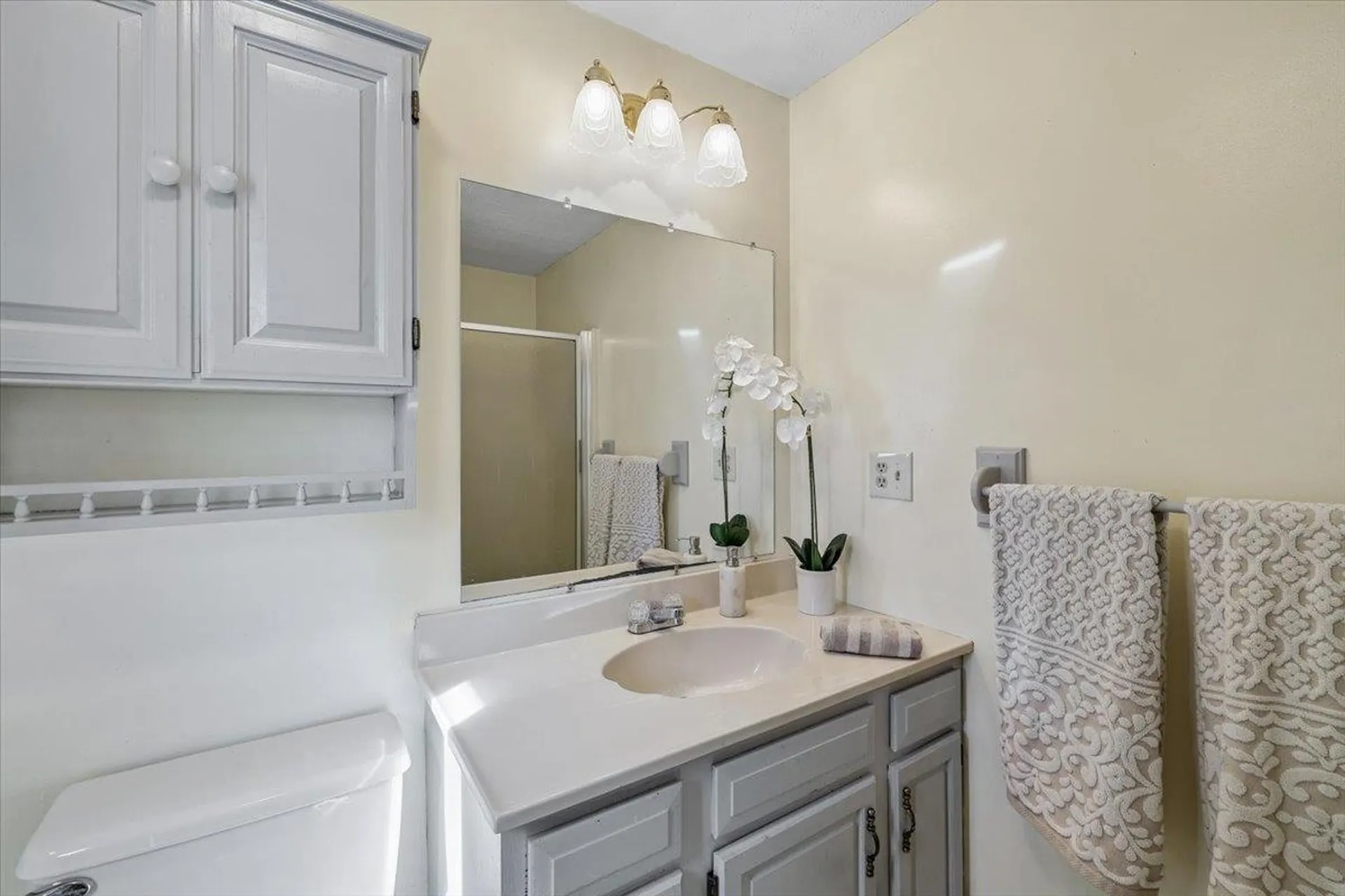 47 Stowell Road Bedford NH 03110