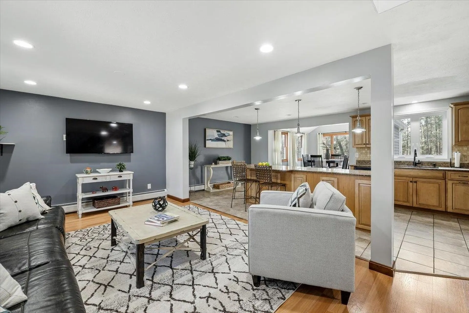 47 Stowell Road Bedford NH 03110