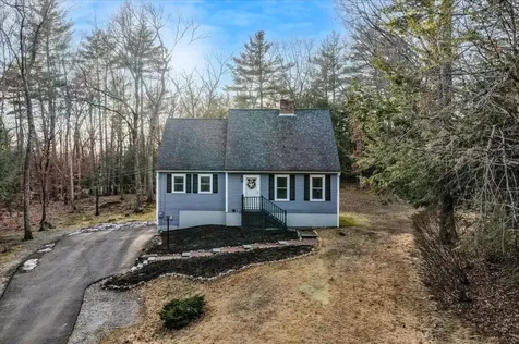 47 Stowell Road Bedford NH 03110