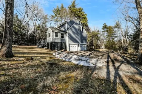 47 Stowell Road Bedford NH 03110