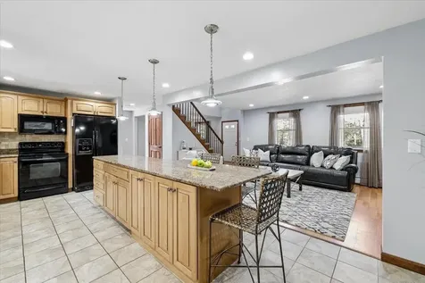 47 Stowell Road Bedford NH 03110