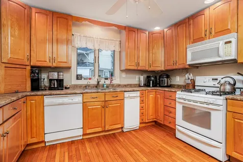 753 Rimmon Street Manchester NH 03102