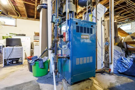 753 Rimmon Street Manchester NH 03102