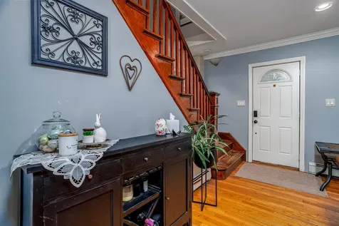 753 Rimmon Street Manchester NH 03102