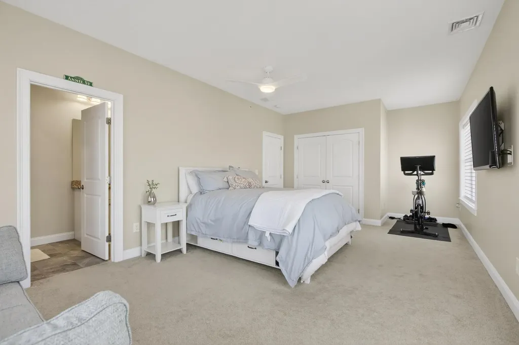 1 Milano Way Salem NH 03079