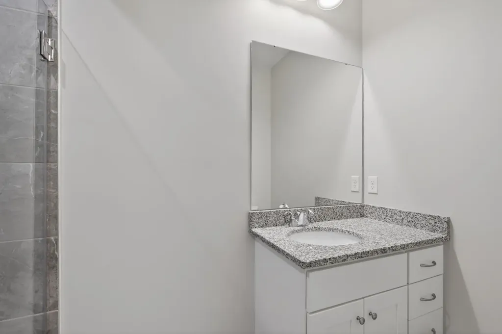 1 Milano Way Salem NH 03079