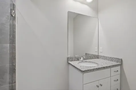 1 Milano Way Salem NH 03079