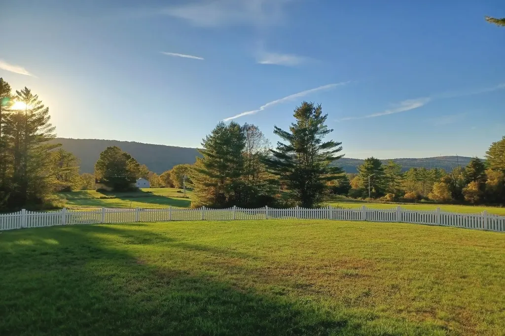 316 Elm Hill Drive Clarendon VT 05759