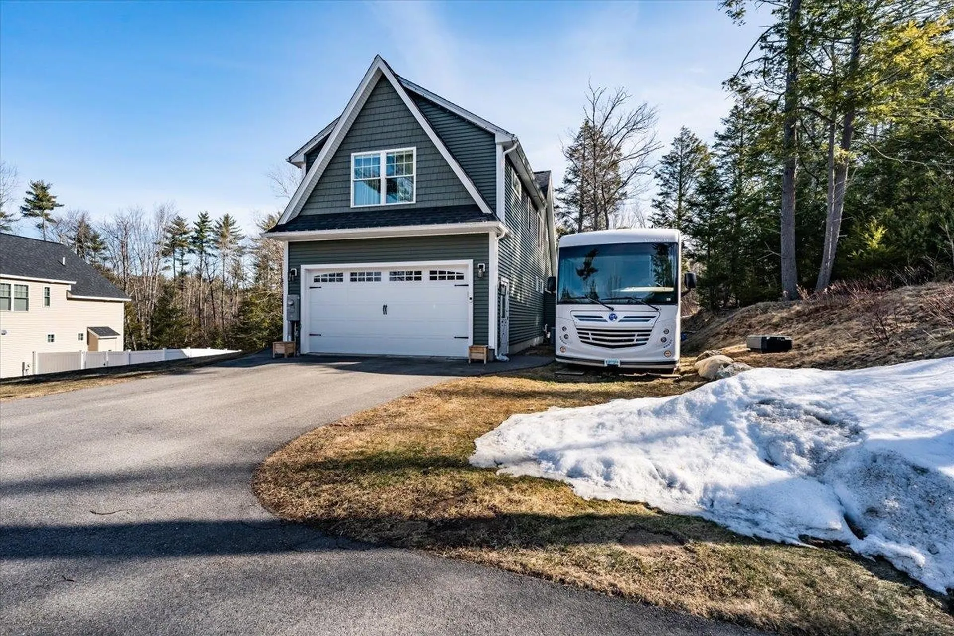 12 Freedom Way Barrington NH 03825