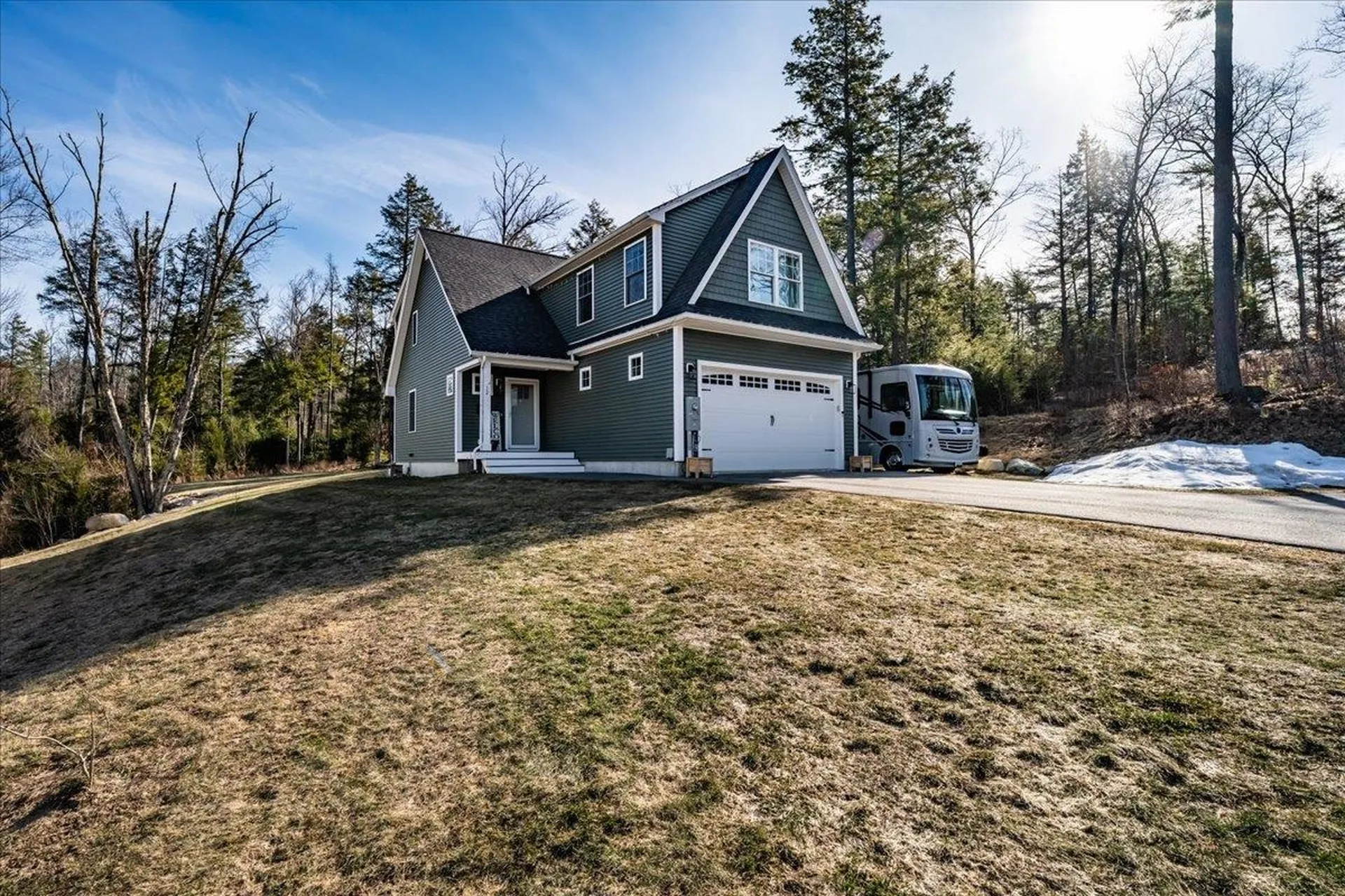 12 Freedom Way Barrington NH 03825