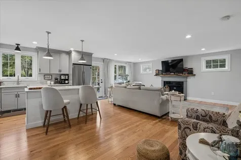 12 Freedom Way Barrington NH 03825