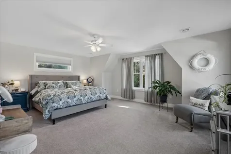 12 Freedom Way Barrington NH 03825