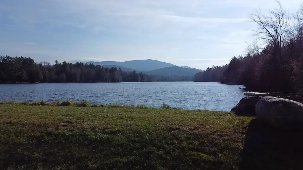 354 Lakeside Drive Haverhill NH 03785