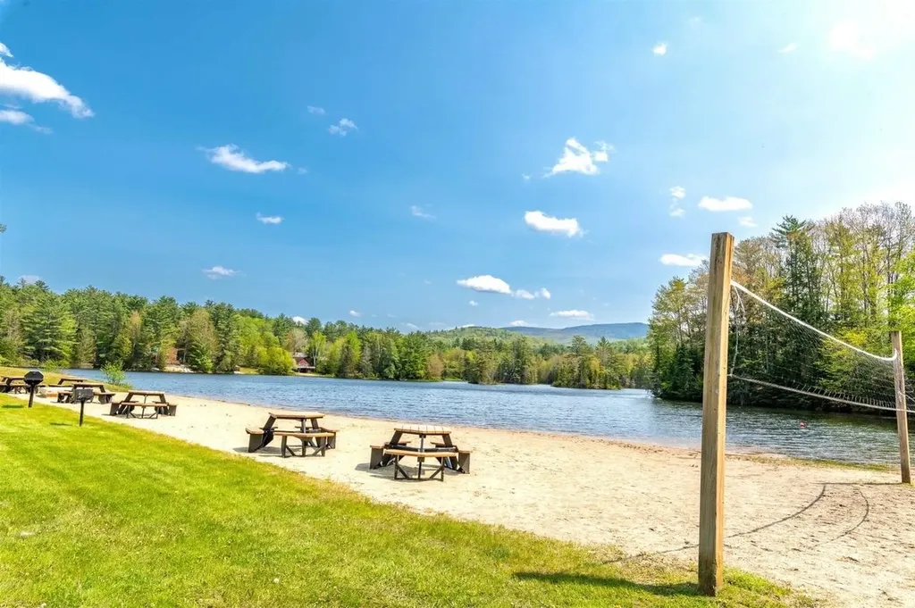 354 Lakeside Drive Haverhill NH 03785