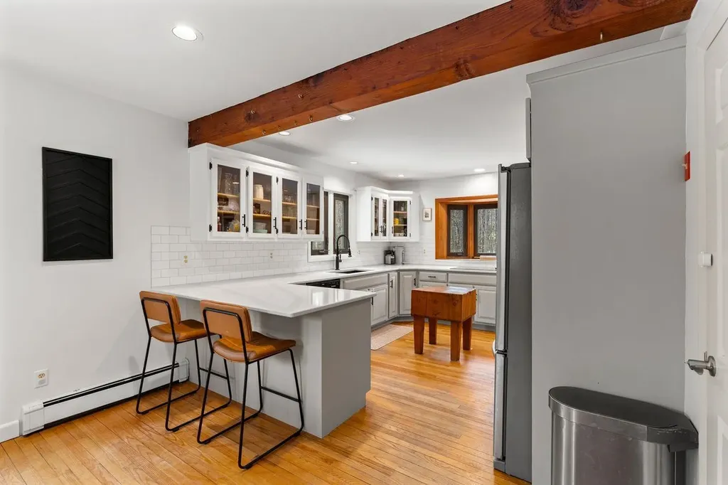 12 Dudley Road Brentwood NH 03833