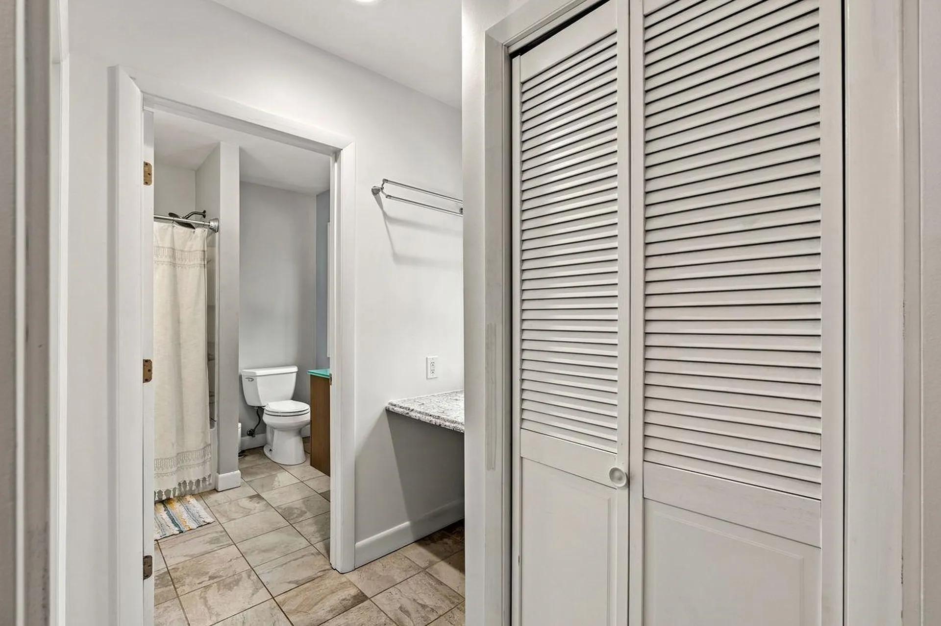 12 Dudley Road Brentwood NH 03833