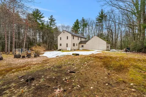 12 Dudley Road Brentwood NH 03833