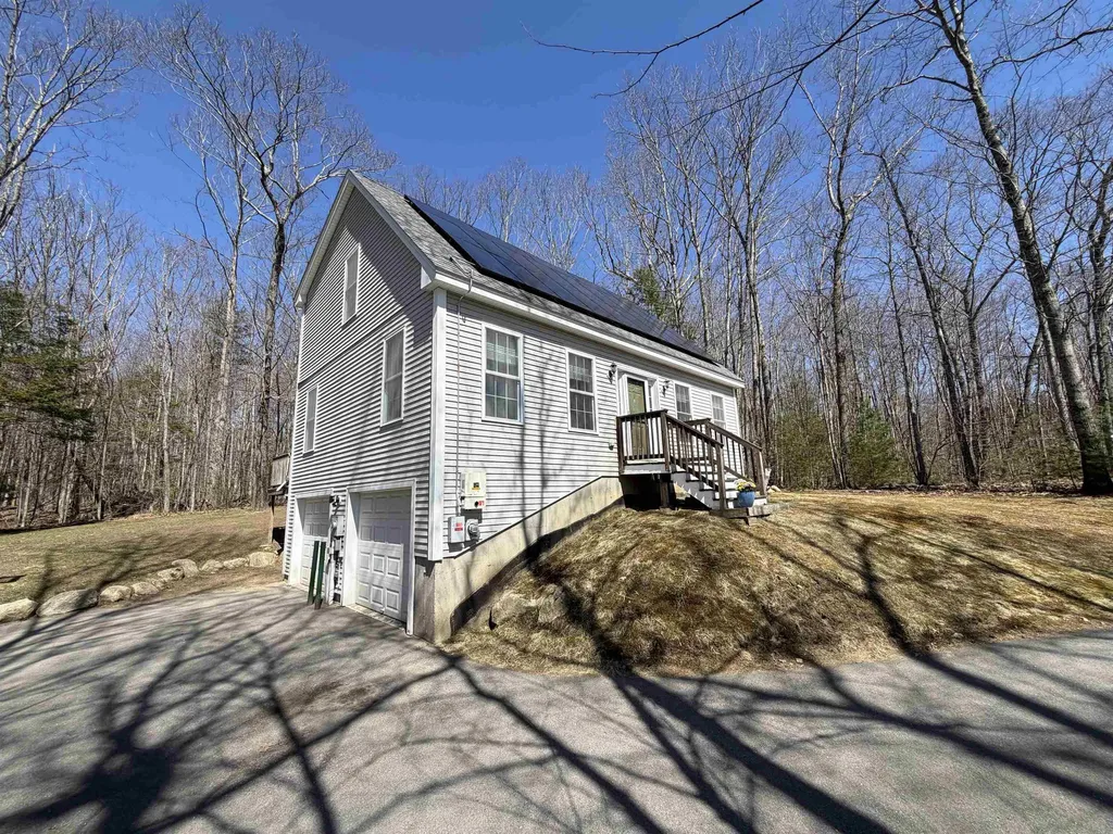 26 Cedar Creek Barrington NH 03825