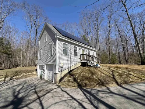 26 Cedar Creek Barrington NH 03825